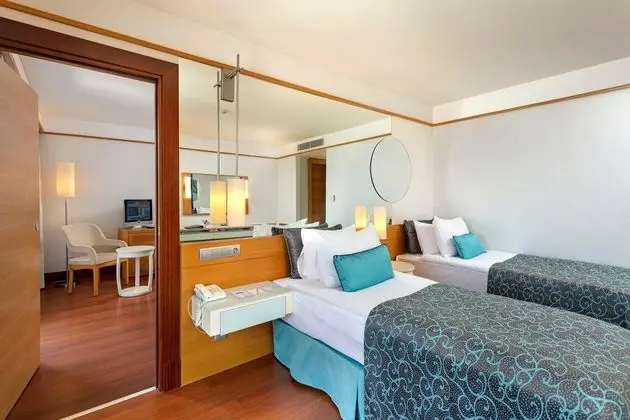 https://images.etstur.com/files/images/hotelImages/TR/51080/l/Kefaluka-Resort-Oda-344952.jpg