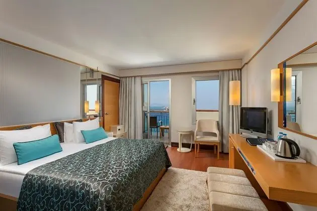 https://images.etstur.com/files/images/hotelImages/TR/51080/l/Kefaluka-Resort-Oda-344976.jpg