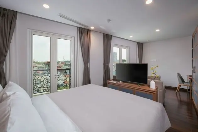 Premium Tek Büyük Yataklı Oda
