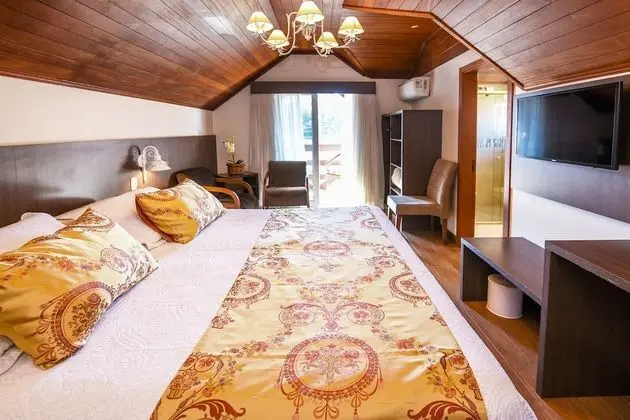 Deluxe Tek Büyük veya İki Ayrı Yataklı Oda