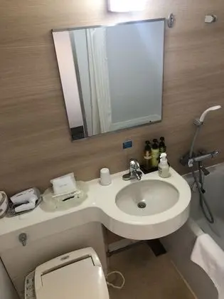 Standard Oda, Sigara İçilebilir (5 min walk from Shinagawa Station)