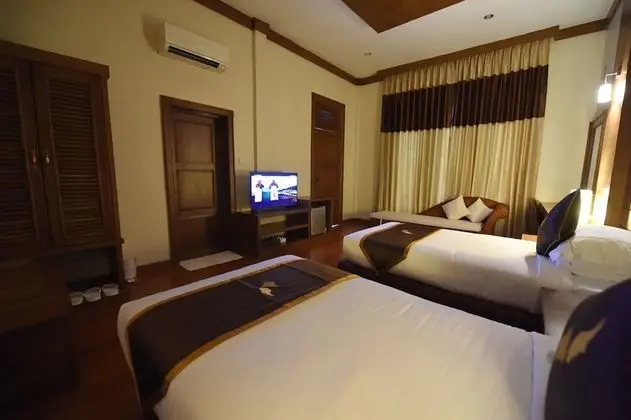 Deluxe Tek Büyük Yataklı Oda