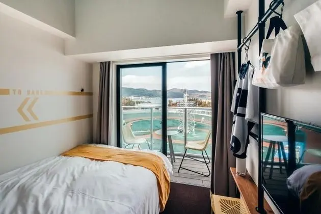 Tek Büyük Yataklı Oda, Balkon, Deniz Manzaralı