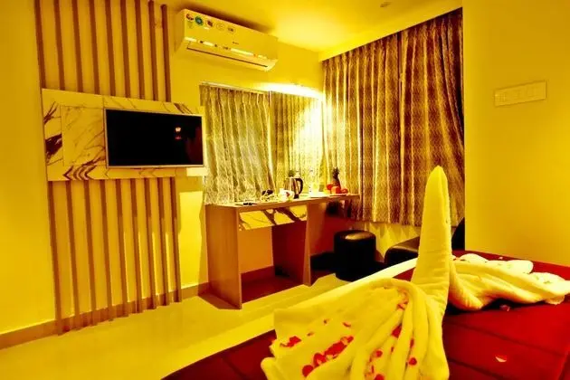 Luxury Tek Büyük Yataklı Oda