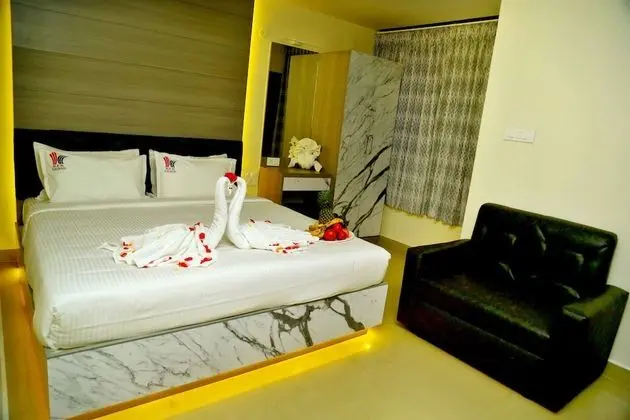 Luxury Tek Büyük Yataklı Oda