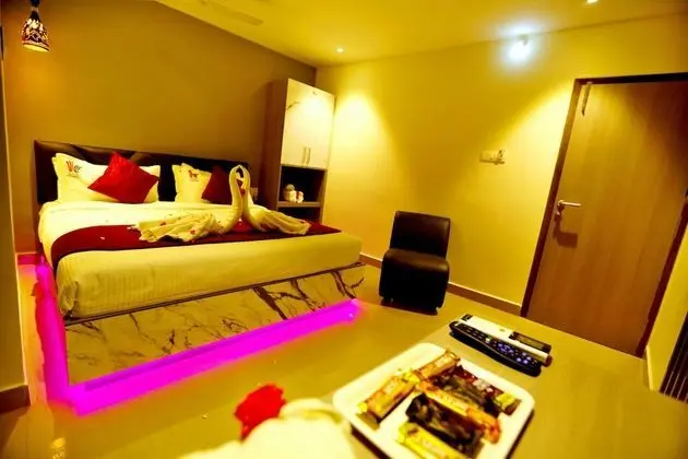Luxury Tek Büyük Yataklı Oda