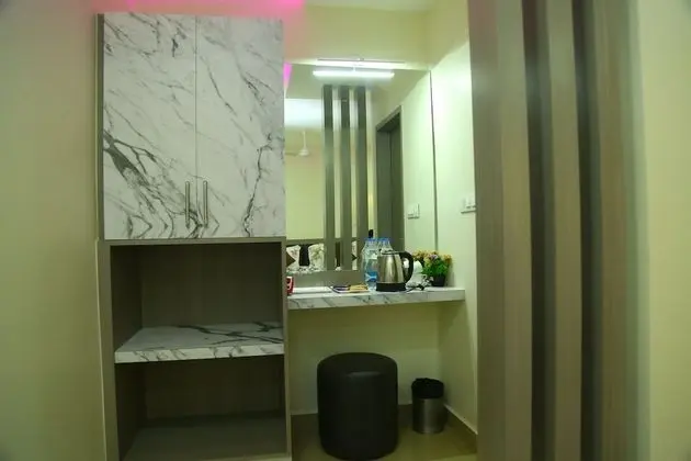 Luxury Tek Büyük Yataklı Oda