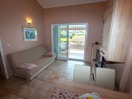 Apart Daire (Keko - 100 m from the beach - A2(4+1))