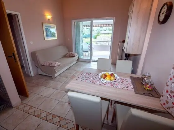 Apart Daire (Keko - 100 m from the beach - A2(4+1))