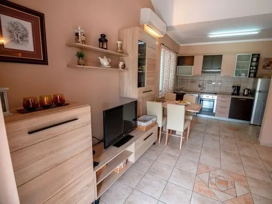 Apart Daire (Keko - 100 m from the beach - A2(4+1))
