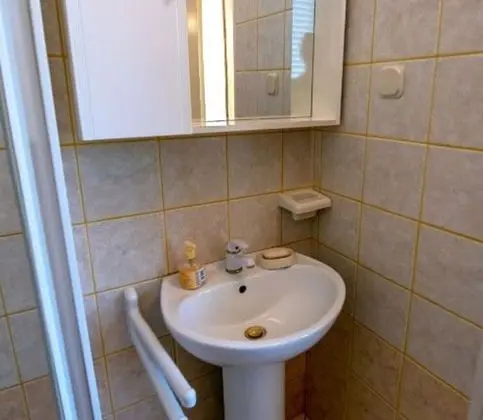 Apart Daire (Keko - 100 m from the beach - A2(4+1))