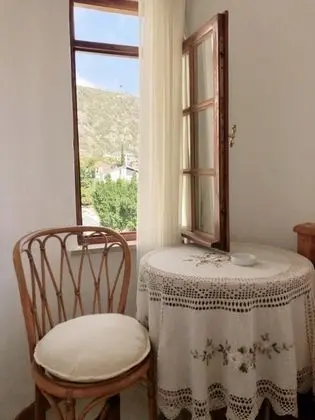 Standart Oda, Kara Manzaralı, Balkonlu