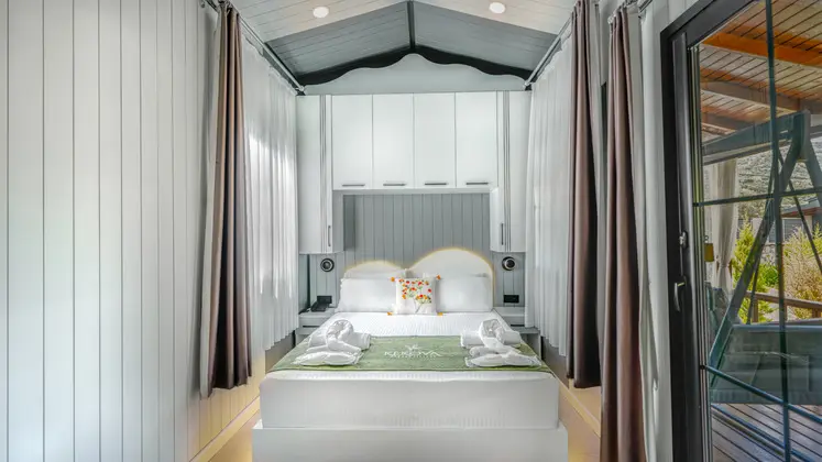 Garden Double Oda,Havuz Manzaralı,1. Kat