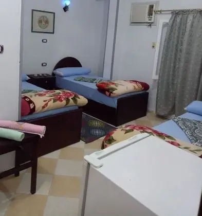 Üç Kişilik Oda, 3 Tek Kişilik Yatak, Sigara İçilebilir