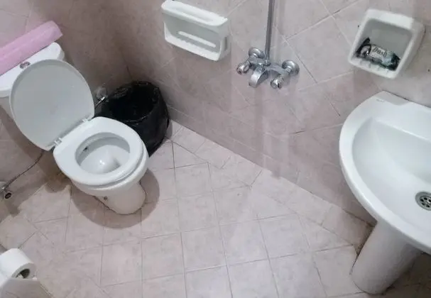 Üç Kişilik Oda, 3 Tek Kişilik Yatak, Sigara İçilebilir