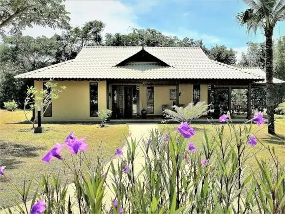 Villa (Batu)