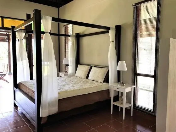 Villa (Batu)