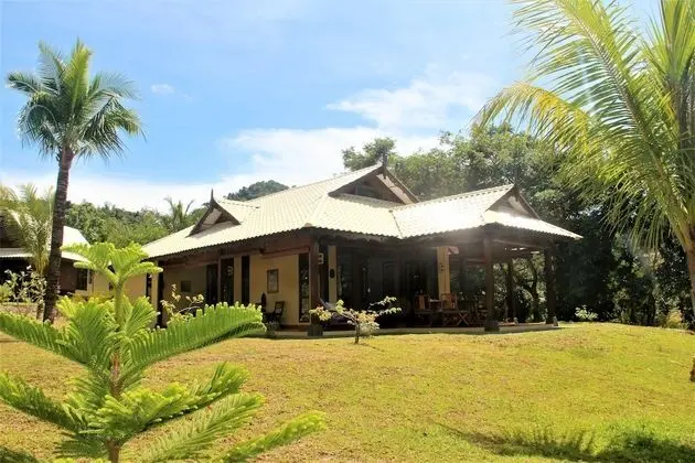 Villa (Batu)