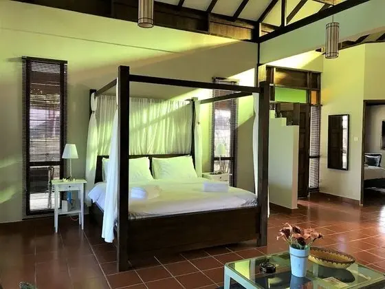 Villa (Batu)