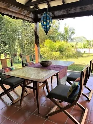 Villa (Batu)