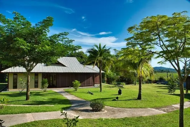 Villa (Batu)