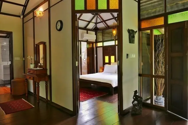 Villa (Kayu)