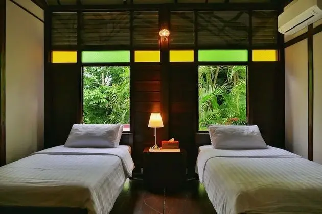 Villa (Kayu)