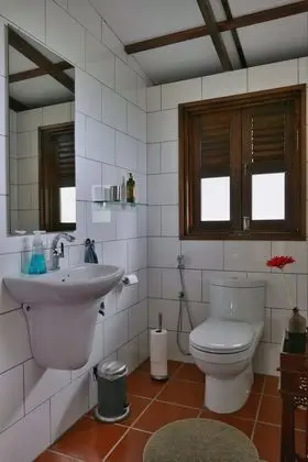 Villa (Kayu)