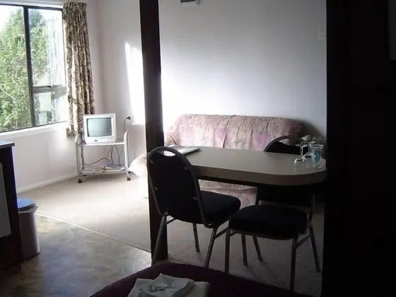 Standard Oda, Sigara İçilmez, Küçük Mutfak (Tourist Flat - Sleeps 5)