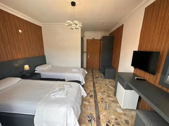 Çift Kişilik, Deniz ve Bahçe Manzaralı, 1. Kat