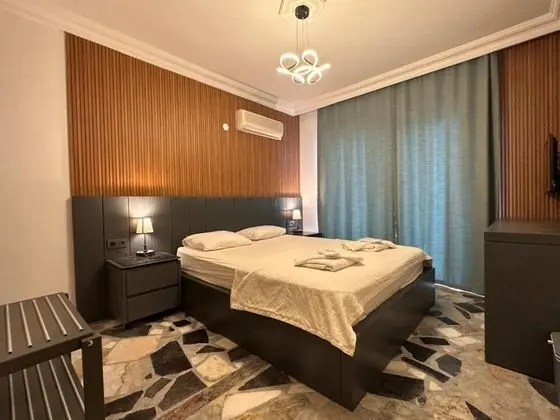 Standart Oda, Kara Manzaralı, Balkonlu