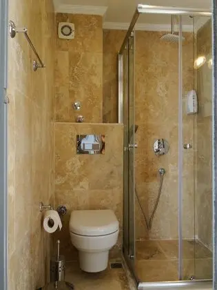 Standart Oda, Kara Manzaralı, Balkonlu