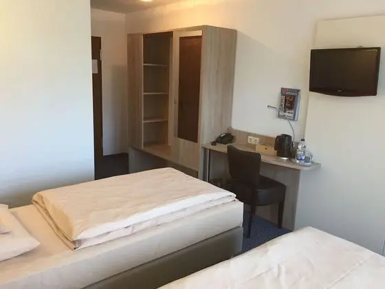 Tek Büyük veya İki Ayrı Yataklı Oda