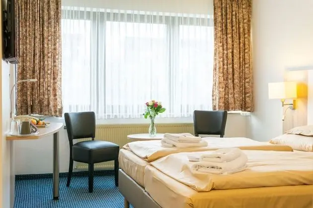 Tek Büyük veya İki Ayrı Yataklı Oda