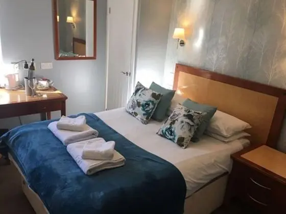Comfort Tek Büyük Yataklı Oda