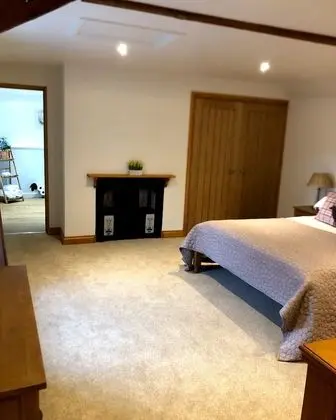 Kır Evi, Banyolu/Duşlu (Border Cottage)