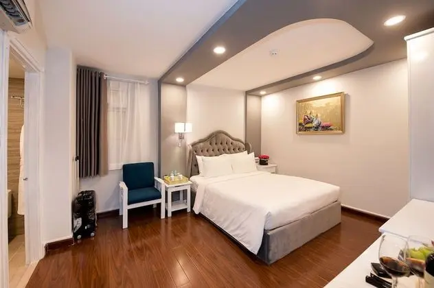Deluxe Tek Büyük Yataklı Oda, Penceresiz
