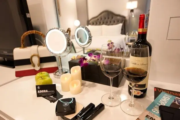 Deluxe Tek Büyük Yataklı Oda, Penceresiz