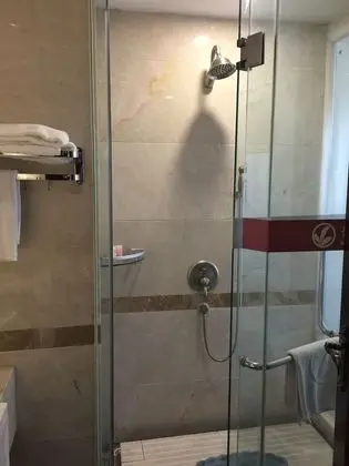 Business Tek Büyük Yataklı Oda