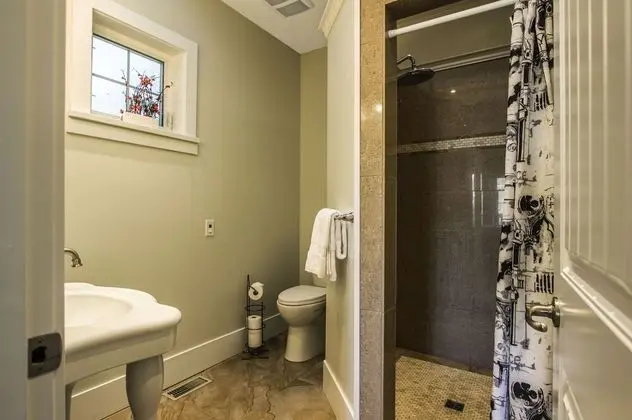 Süit, Özel Banyo (Queen Luxury Suite)
