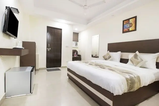 Premium Tek Büyük Yataklı Oda