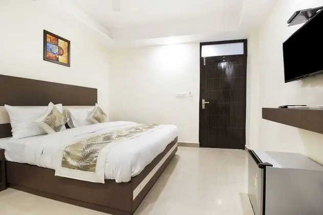 Premium Tek Büyük Yataklı Oda