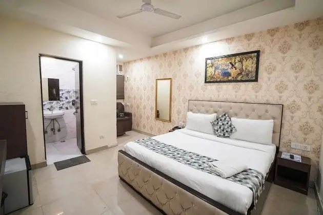 Premium Tek Büyük Yataklı Oda