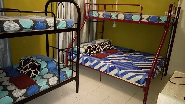 Basic Dört Kişilik Oda, Ortak Banyo