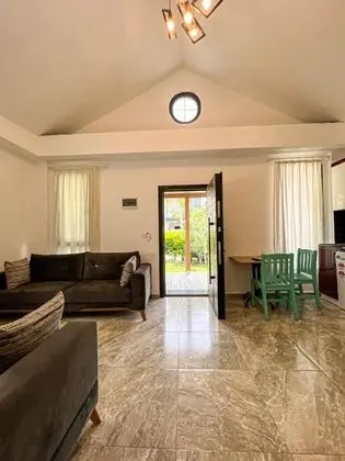 Comfort Suite 1+1 Daire, Bahçe Manzaralı, Verandalı