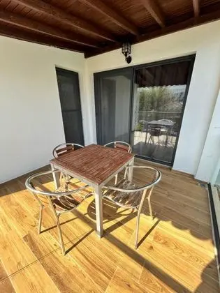 Suite 1 + 1 Oda , Bahçe Manzaralı