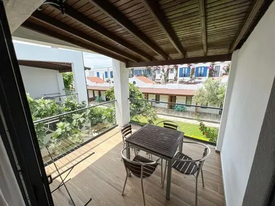 Suite 1 + 1 Oda , Bahçe Manzaralı