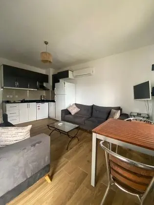 Suite 1 + 1 Oda , Bahçe Manzaralı