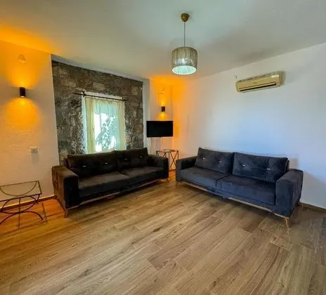 Suite 1 + 1 Oda , Bahçe Manzaralı