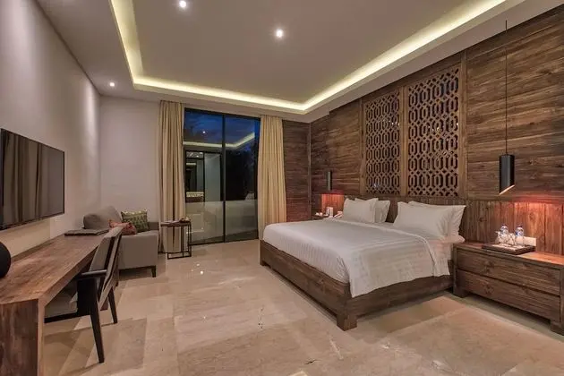 Deluxe Tek Büyük Yataklı Oda, Sigara İçilmez, Tepe Manzaralı